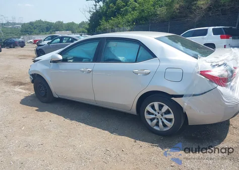 2016 Toyota Corolla Le z USA, uszkodzony, nr VIN 2T1BURHE2GC640289